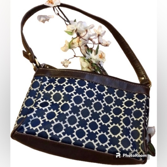 TOMMY HILFIGER HANDBAG - Picture 2 of 6